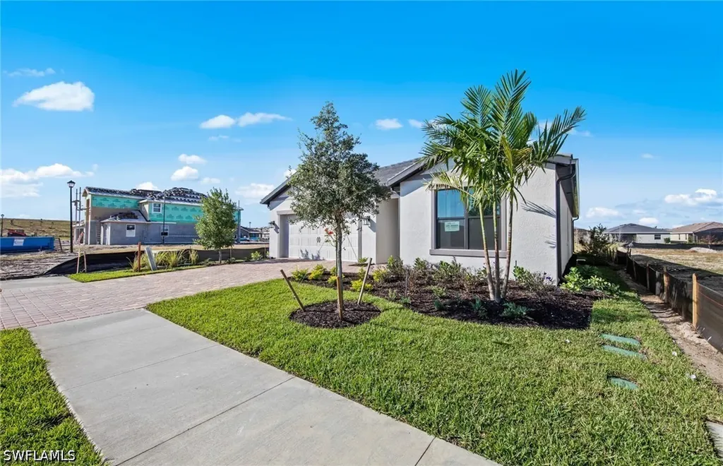 3957 Cranesbill Court Alva FL 33920