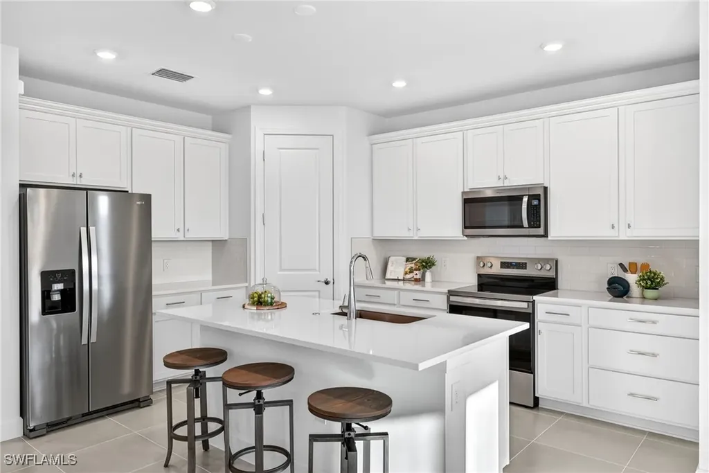 3957 Cranesbill Court Alva FL 33920