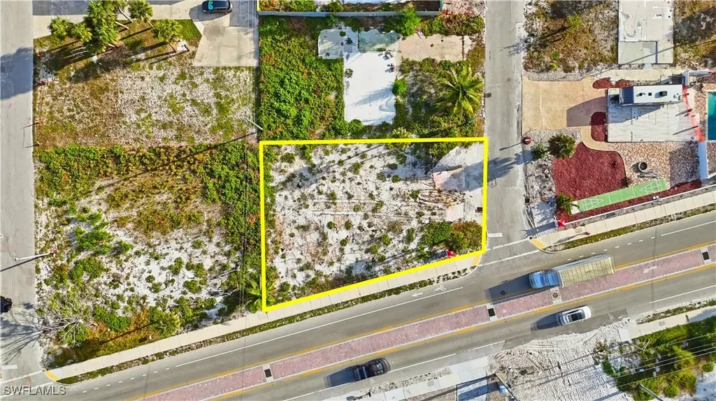 101 Hibiscus Drive Fort Myers Beach FL 33931