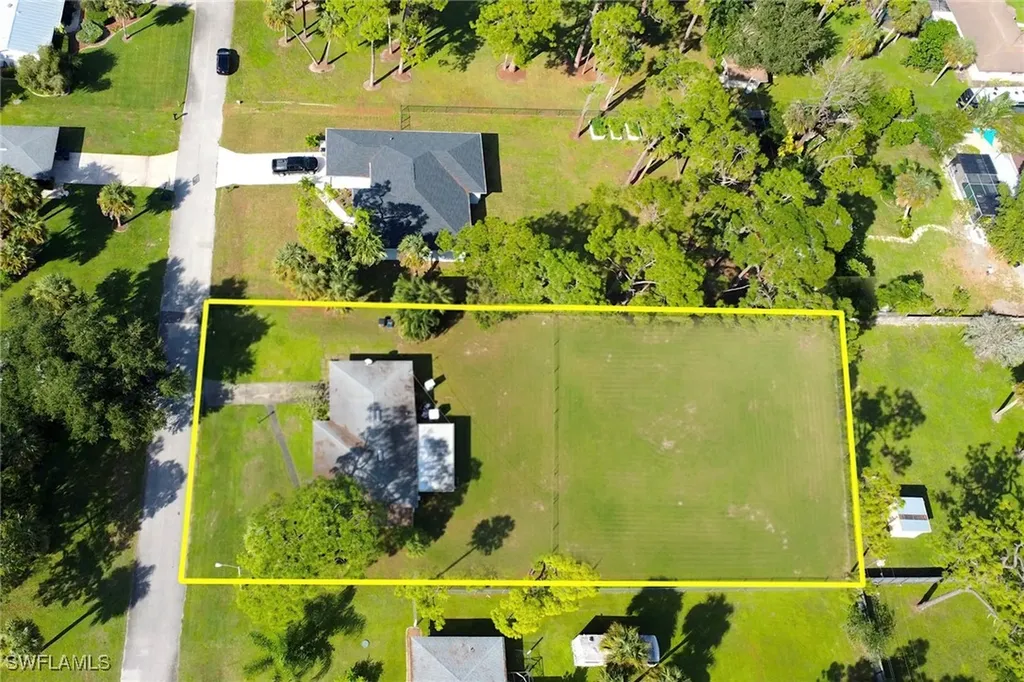 204 Lake Avenue Lehigh Acres FL 33936