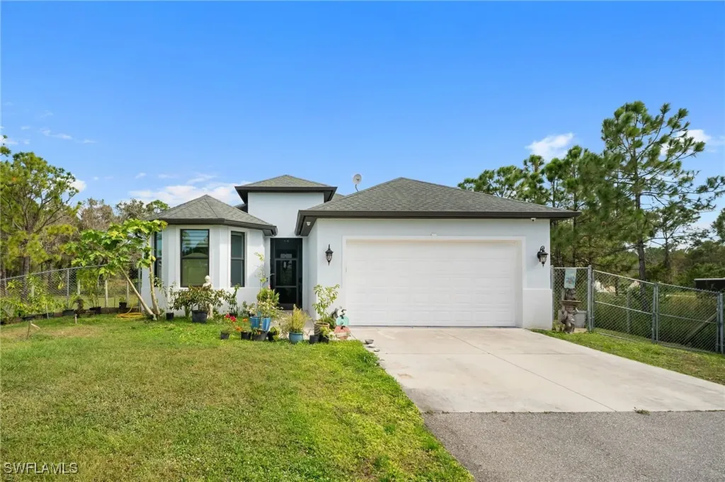 5270 42nd Street NE Naples FL 34120