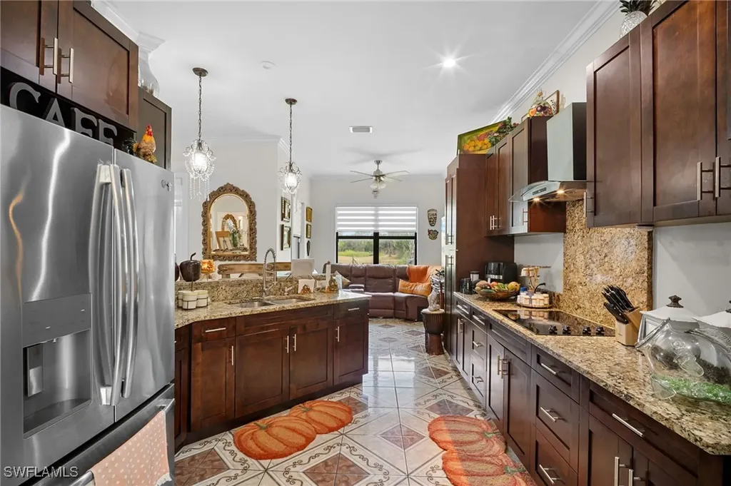 5270 42nd Street NE Naples FL 34120