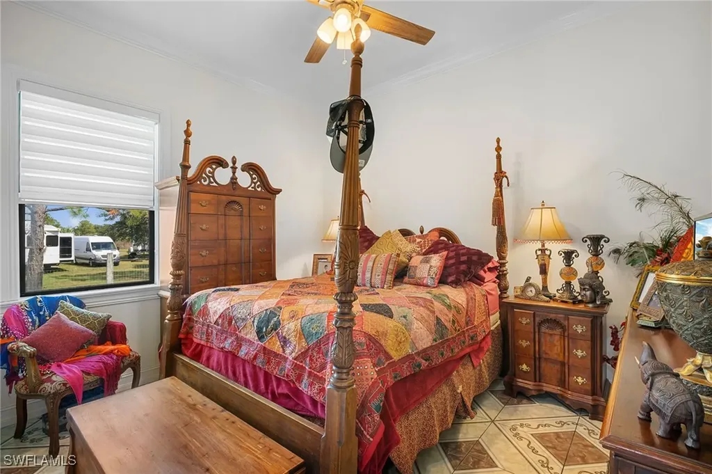 5270 42nd Street NE Naples FL 34120