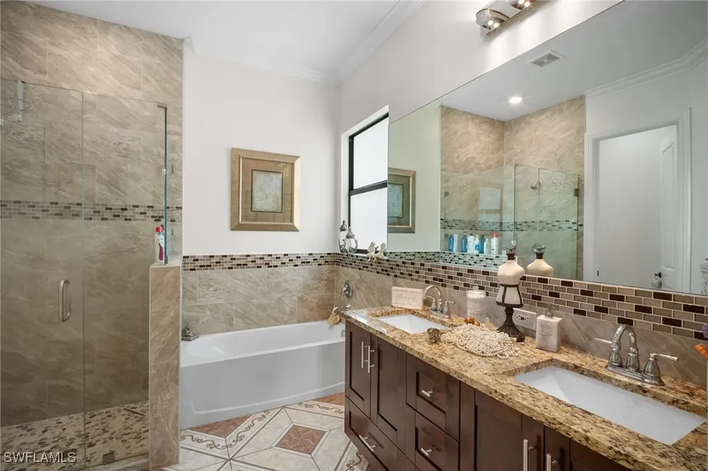 5270 42nd Street NE Naples FL 34120