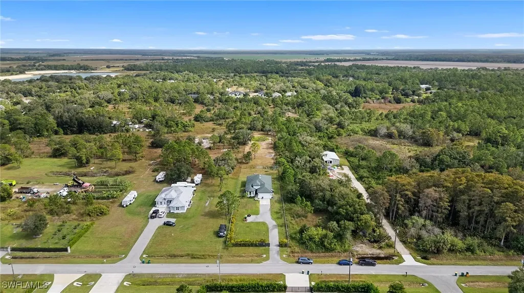 5270 42nd Street NE Naples FL 34120