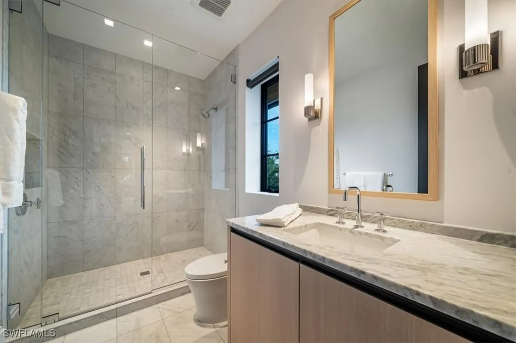 349 2nd Avenue N Naples FL 34102