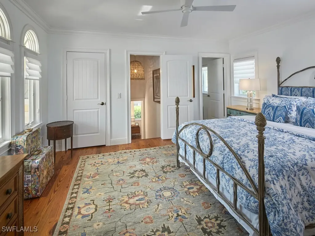 165 Broad Avenue S Naples FL 34102