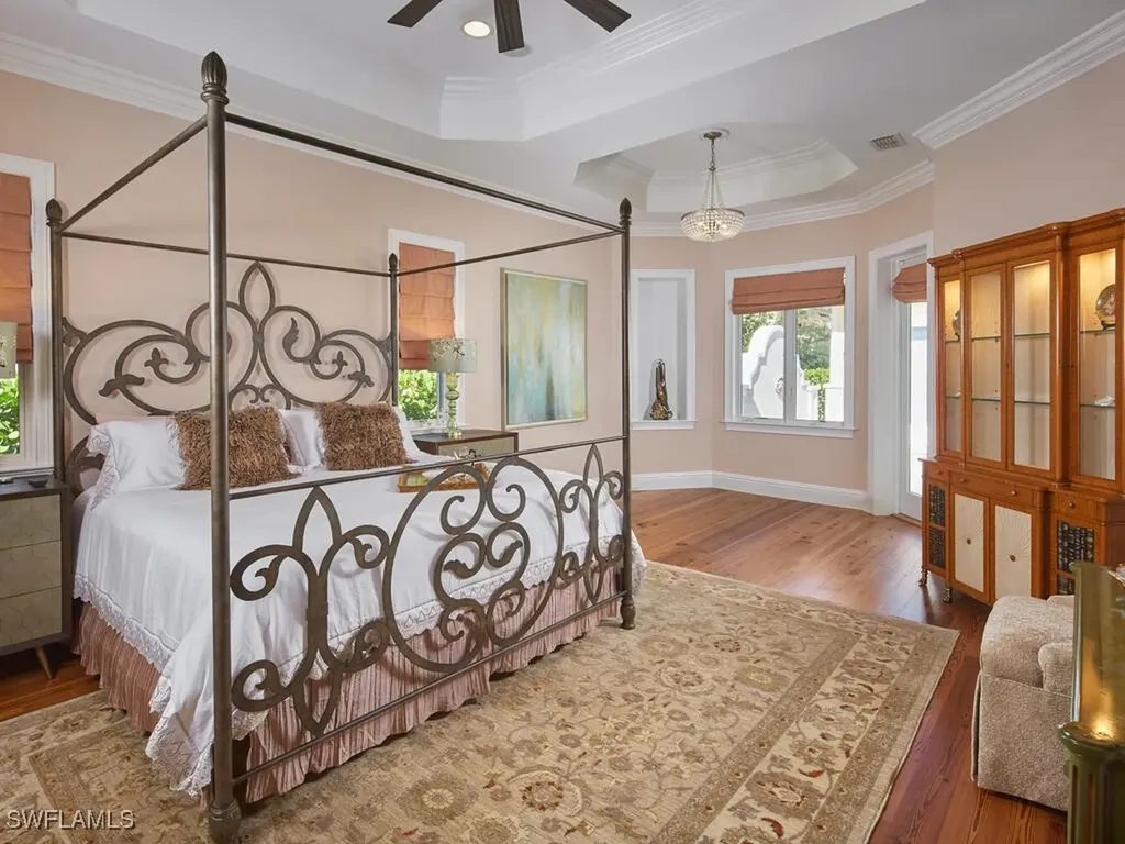 165 Broad Avenue S Naples FL 34102