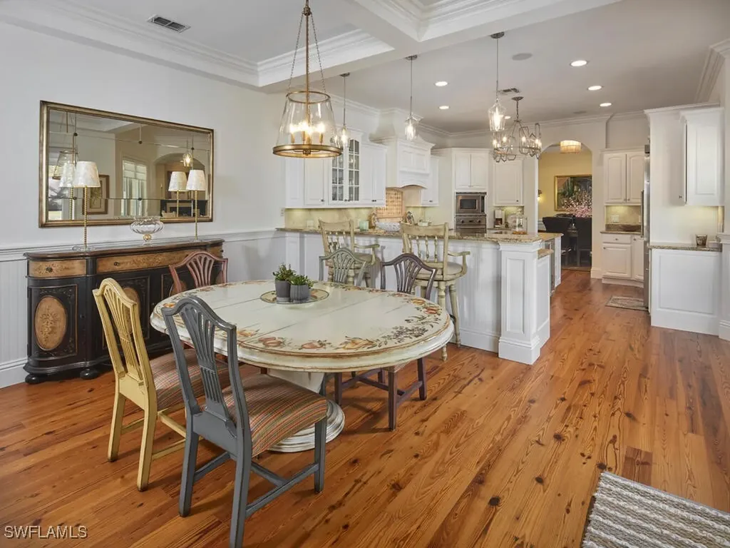 165 Broad Avenue S Naples FL 34102