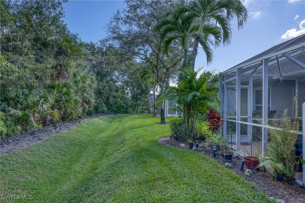 6120 Mandalay Circle Naples FL 34112