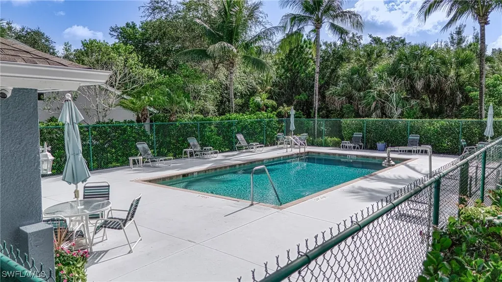 6120 Mandalay Circle Naples FL 34112