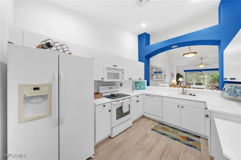 6120 Mandalay Circle Naples FL 34112