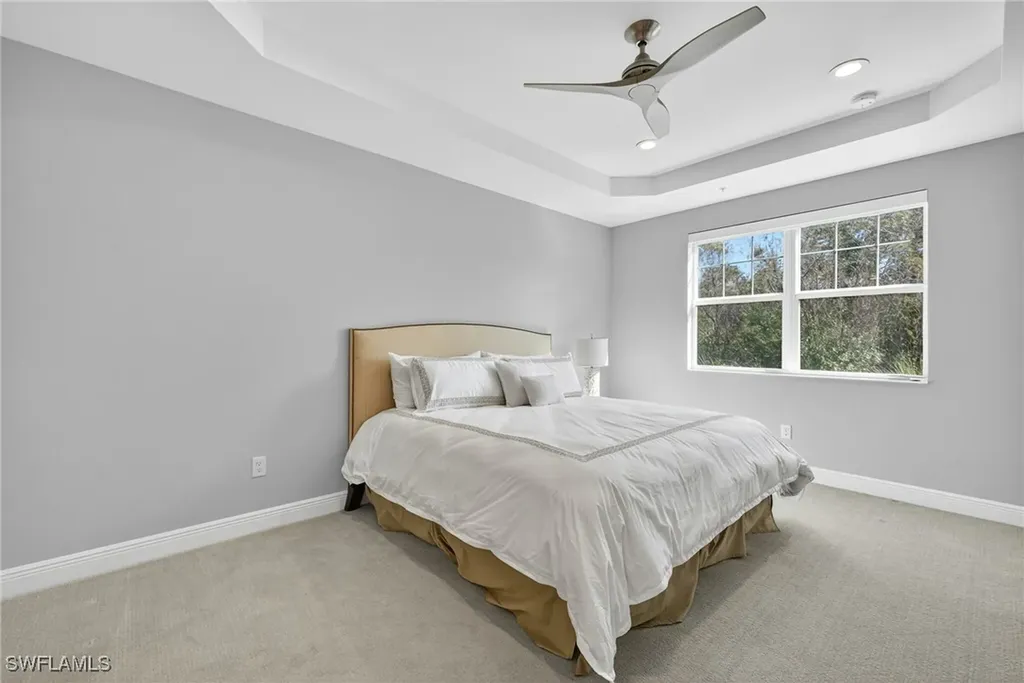 2554 Seychelles Drive Naples FL 34112
