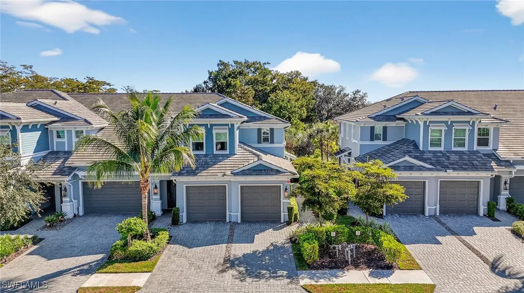 2554 Seychelles Drive Naples FL 34112