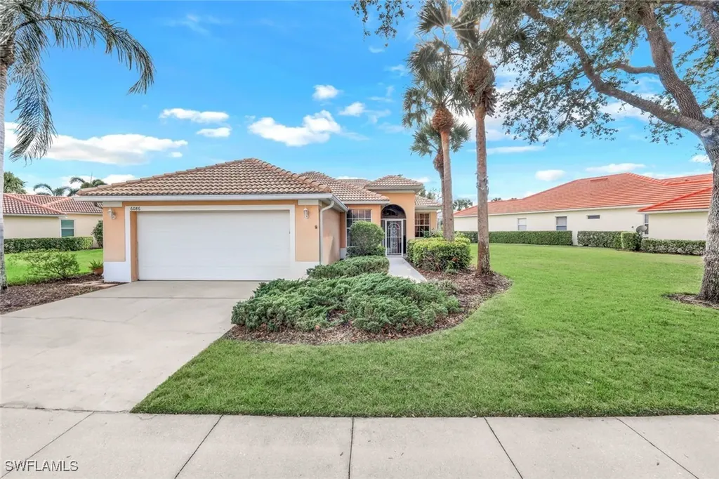 6086 Highwood Park Lane Naples FL 34110