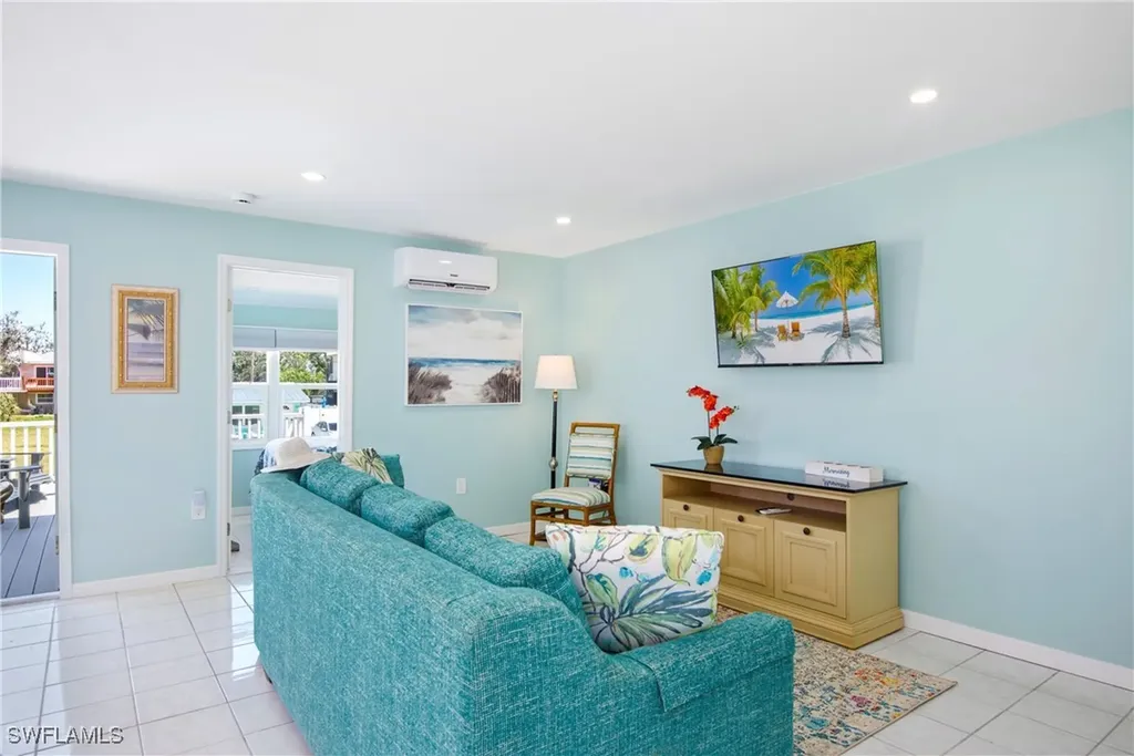 161 / 163 Mango Street Fort Myers Beach FL 33931