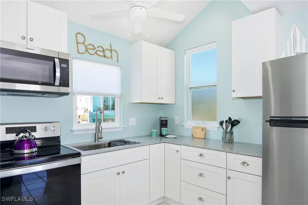 161 / 163 Mango Street Fort Myers Beach FL 33931