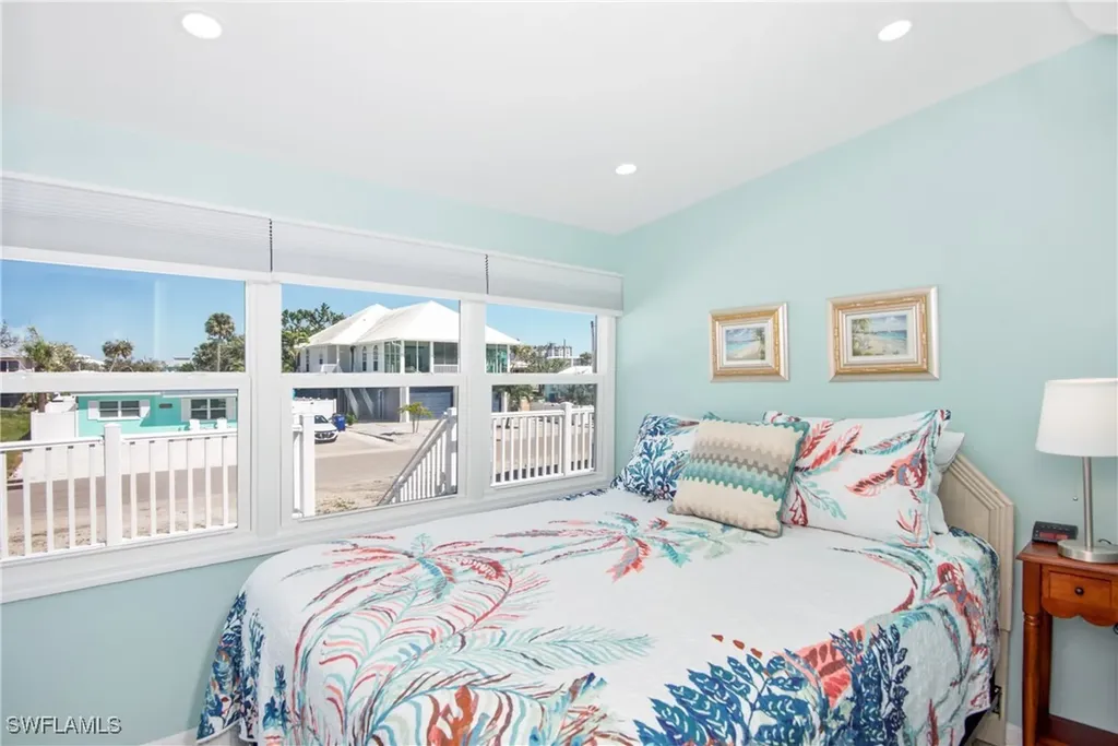 161 / 163 Mango Street Fort Myers Beach FL 33931