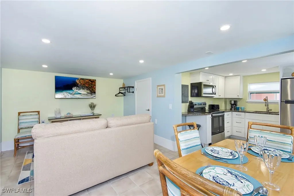161 / 163 Mango Street Fort Myers Beach FL 33931