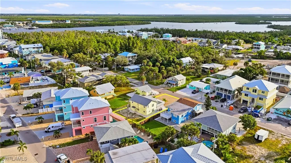 161 / 163 Mango Street Fort Myers Beach FL 33931