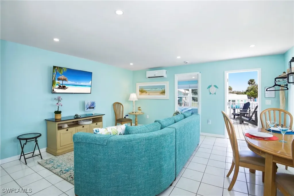 161 / 163 Mango Street Fort Myers Beach FL 33931