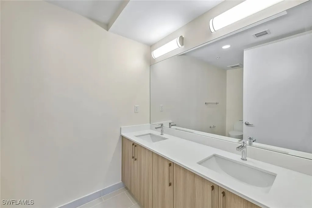26589 Rosewood Pointe Drive Bonita Springs FL 34135
