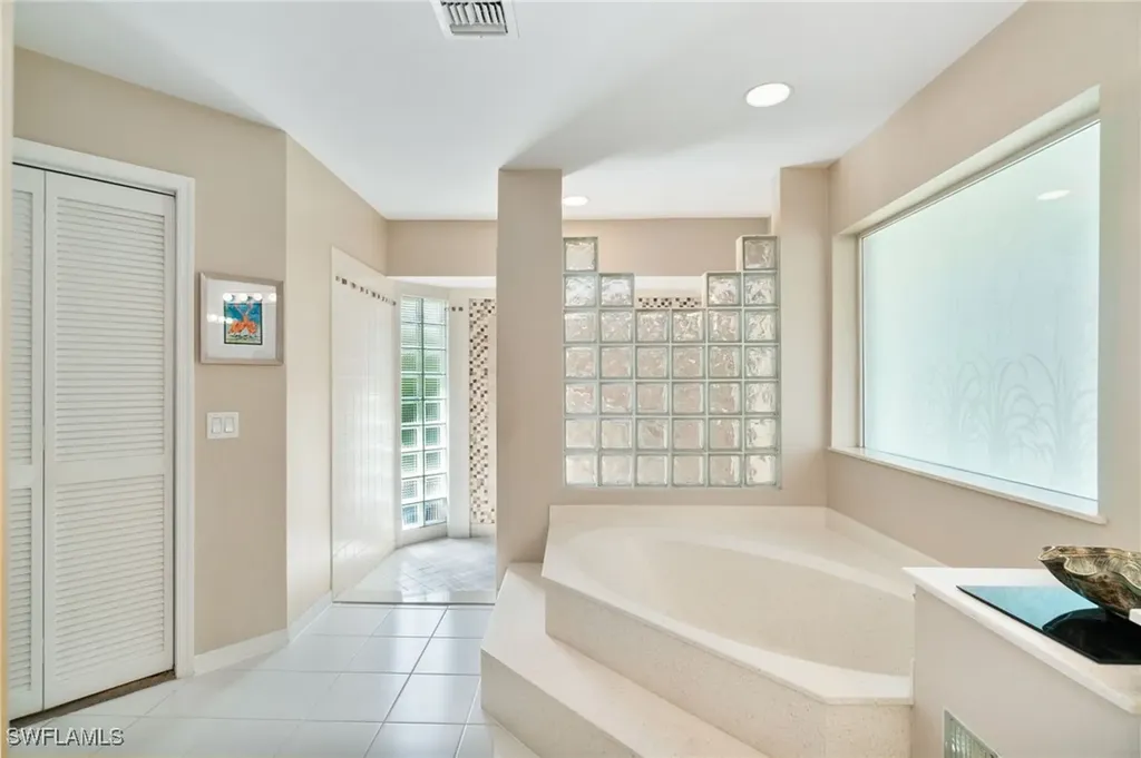 9895 El Greco Circle Bonita Springs FL 34135