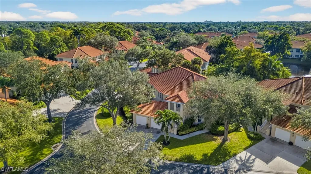 1090 Egrets Walk Circle Naples FL 34108