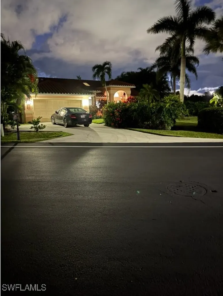Naples FL 34104