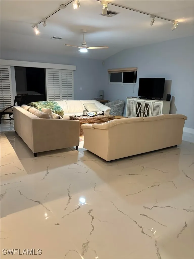 Naples FL 34104