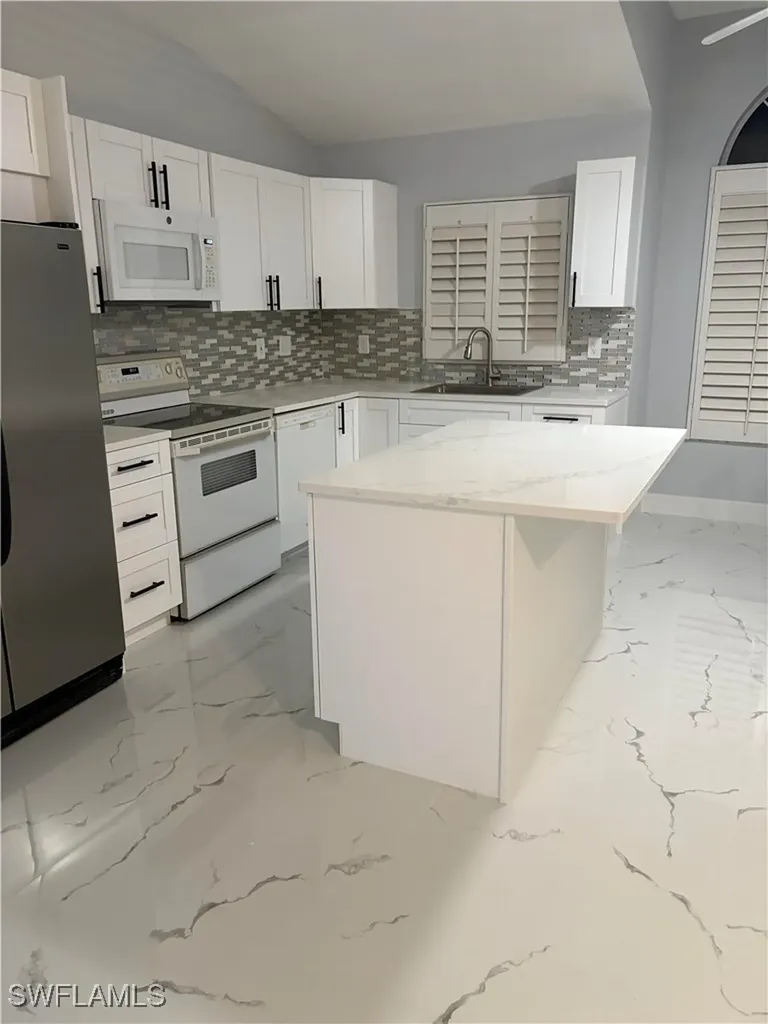 Naples FL 34104