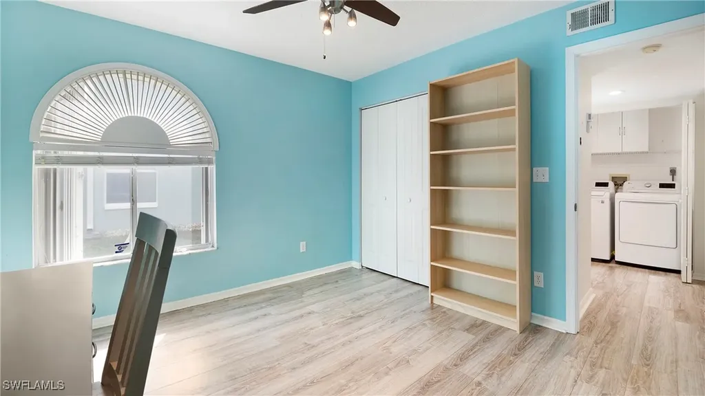 905 New Waterford Drive Naples FL 34104