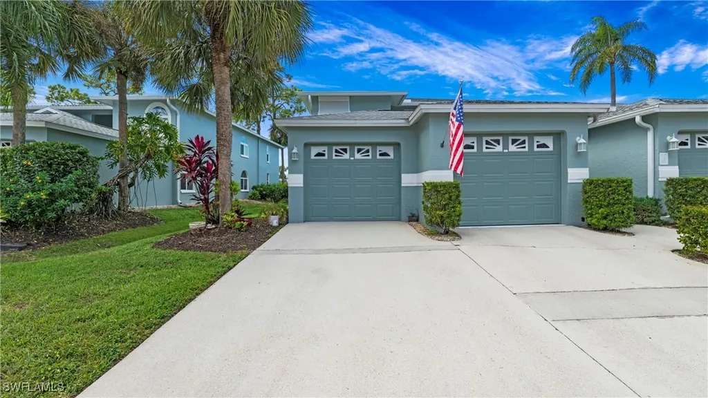 905 New Waterford Drive Naples FL 34104
