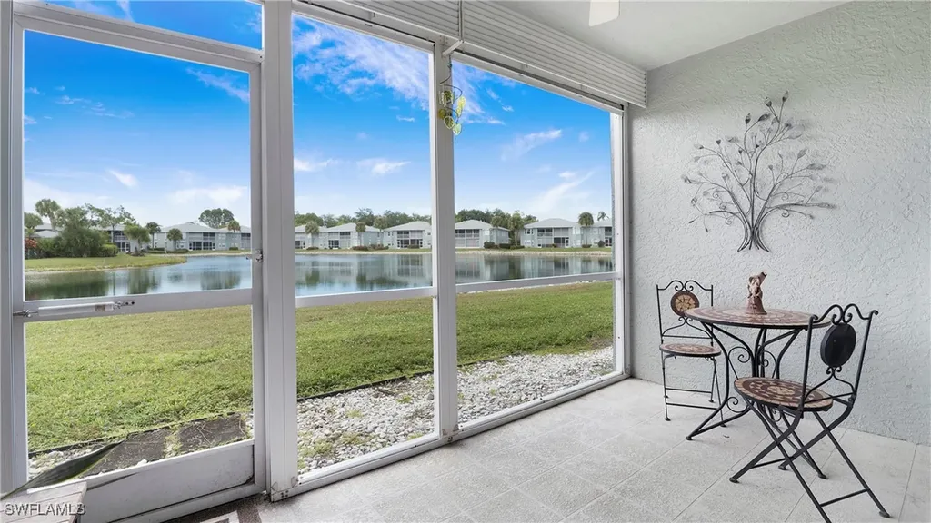 905 New Waterford Drive Naples FL 34104