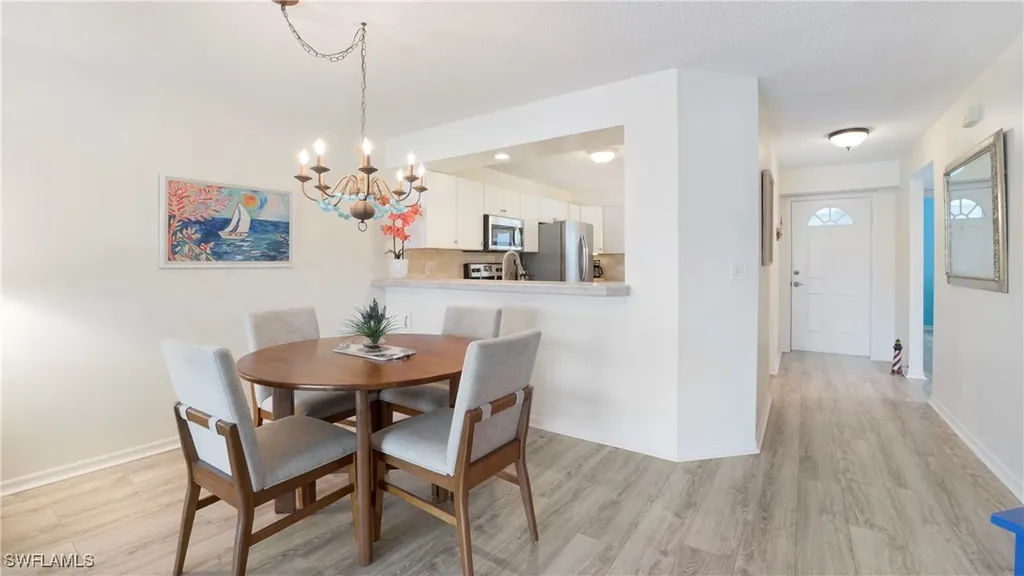 905 New Waterford Drive Naples FL 34104