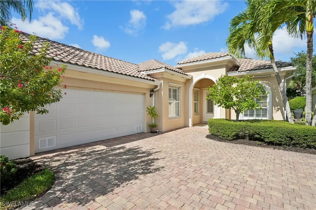 15330 Bonefish Trail Bonita Springs FL 34135