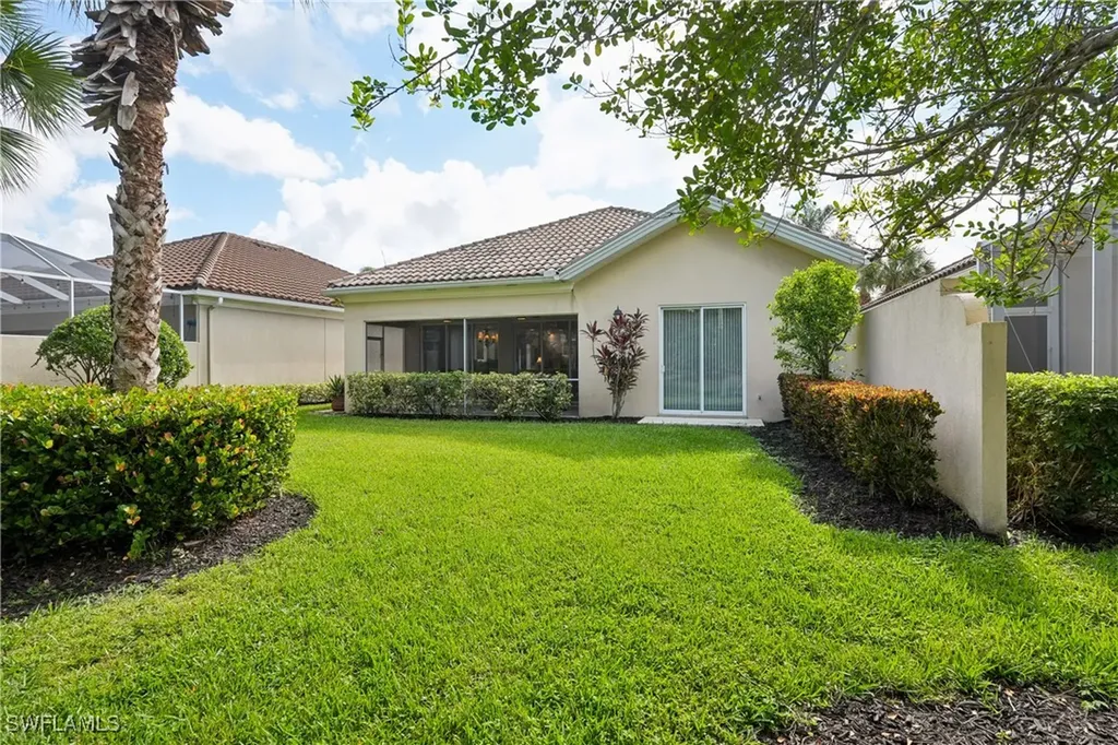 15330 Bonefish Trail Bonita Springs FL 34135