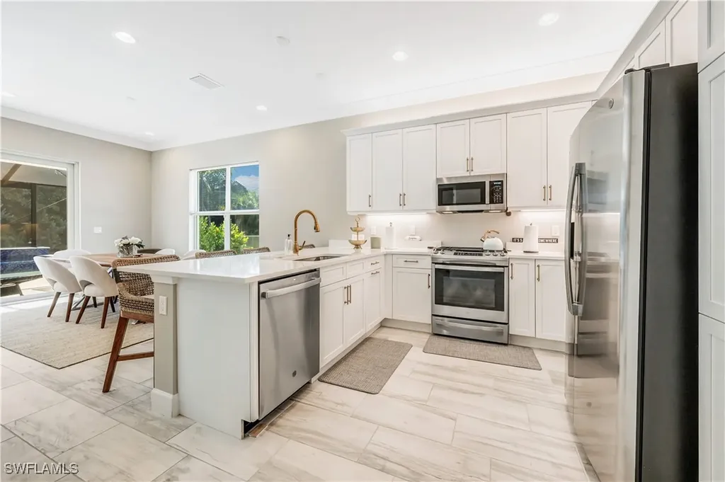 11453 Jacaranda Drive Naples FL 34120