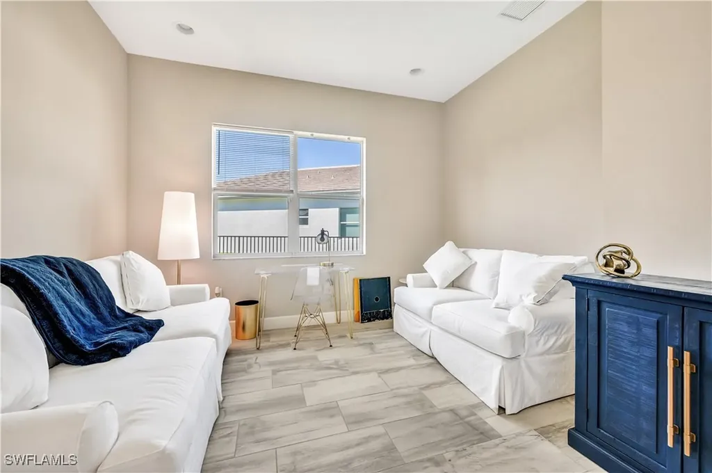 11453 Jacaranda Drive Naples FL 34120