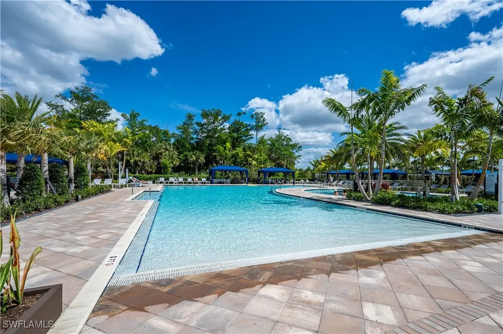 11453 Jacaranda Drive Naples FL 34120