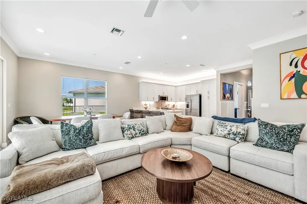 11453 Jacaranda Drive Naples FL 34120