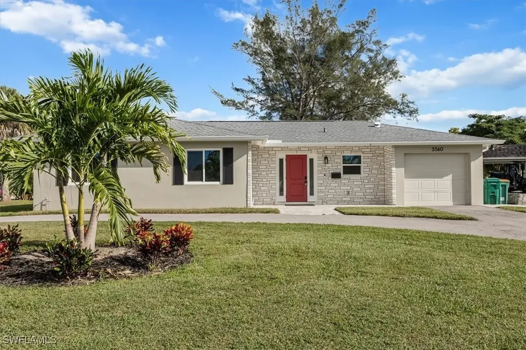 3560 Corana Way Naples FL 34105