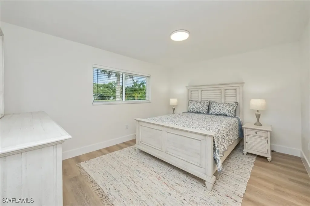 3560 Corana Way Naples FL 34105