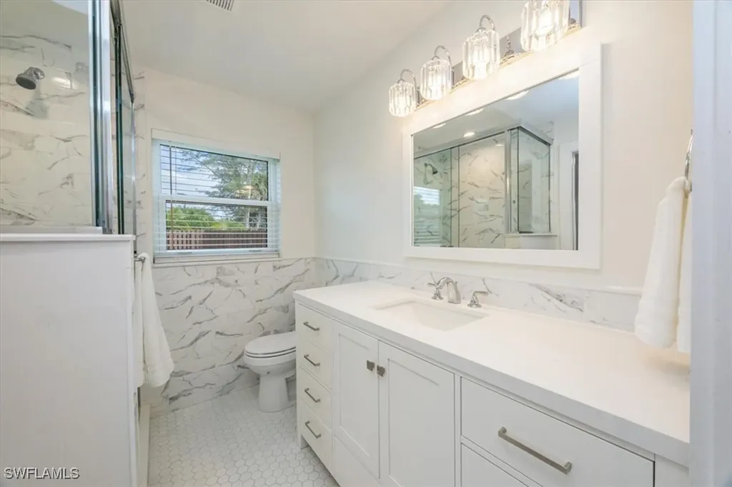 3560 Corana Way Naples FL 34105