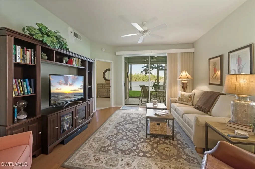 Naples FL, 7515 Stoneybrook Drive, Unit 818