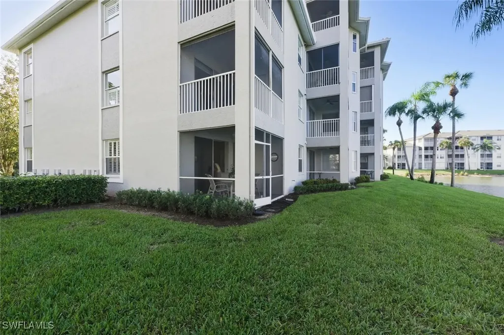 7515 Stoneybrook Drive Naples FL 34112