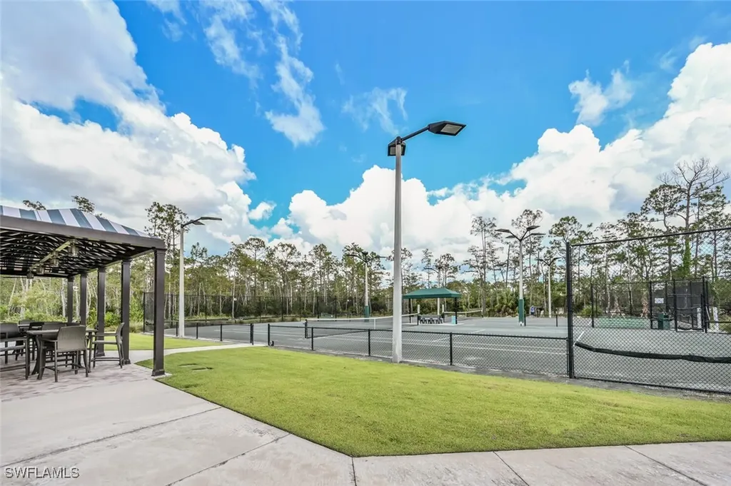7515 Stoneybrook Drive Naples FL 34112