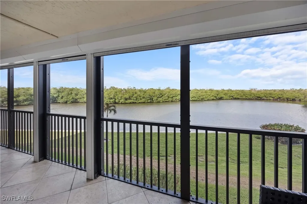 15 Bluebill Avenue Naples FL 34108