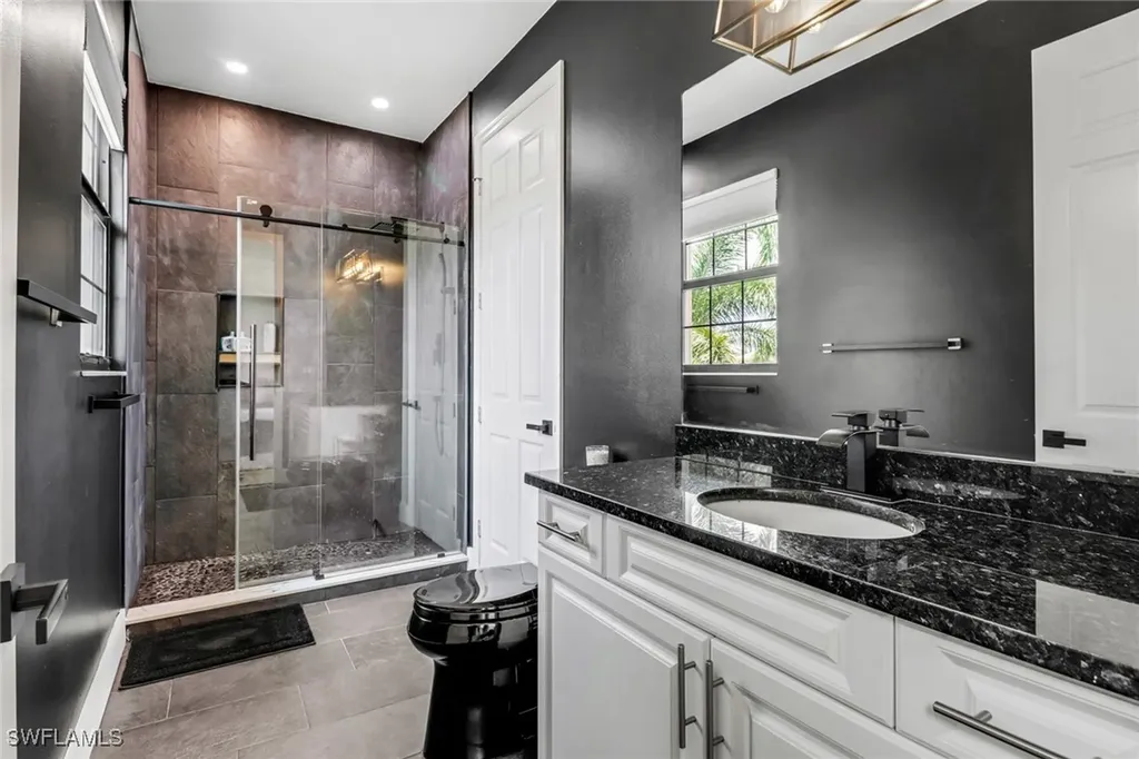 3295 Tahoe Court Naples FL 34119