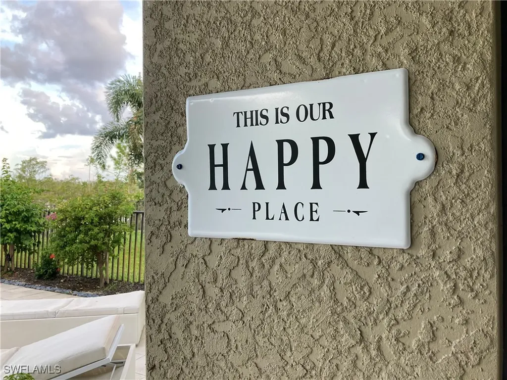 3295 Tahoe Court Naples FL 34119